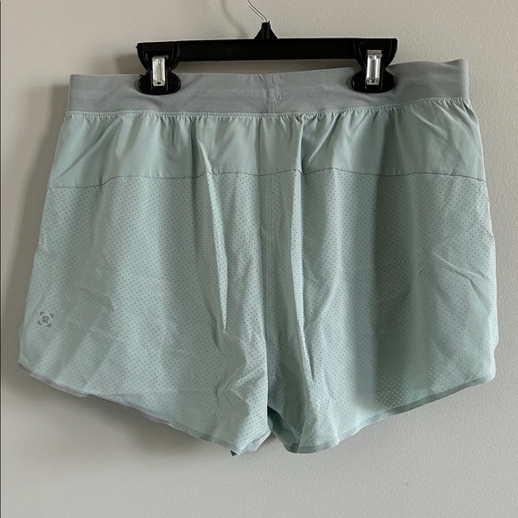 Lululemon Athletica Mint Green Men's Athletic Shorts - Picture 2 of 7